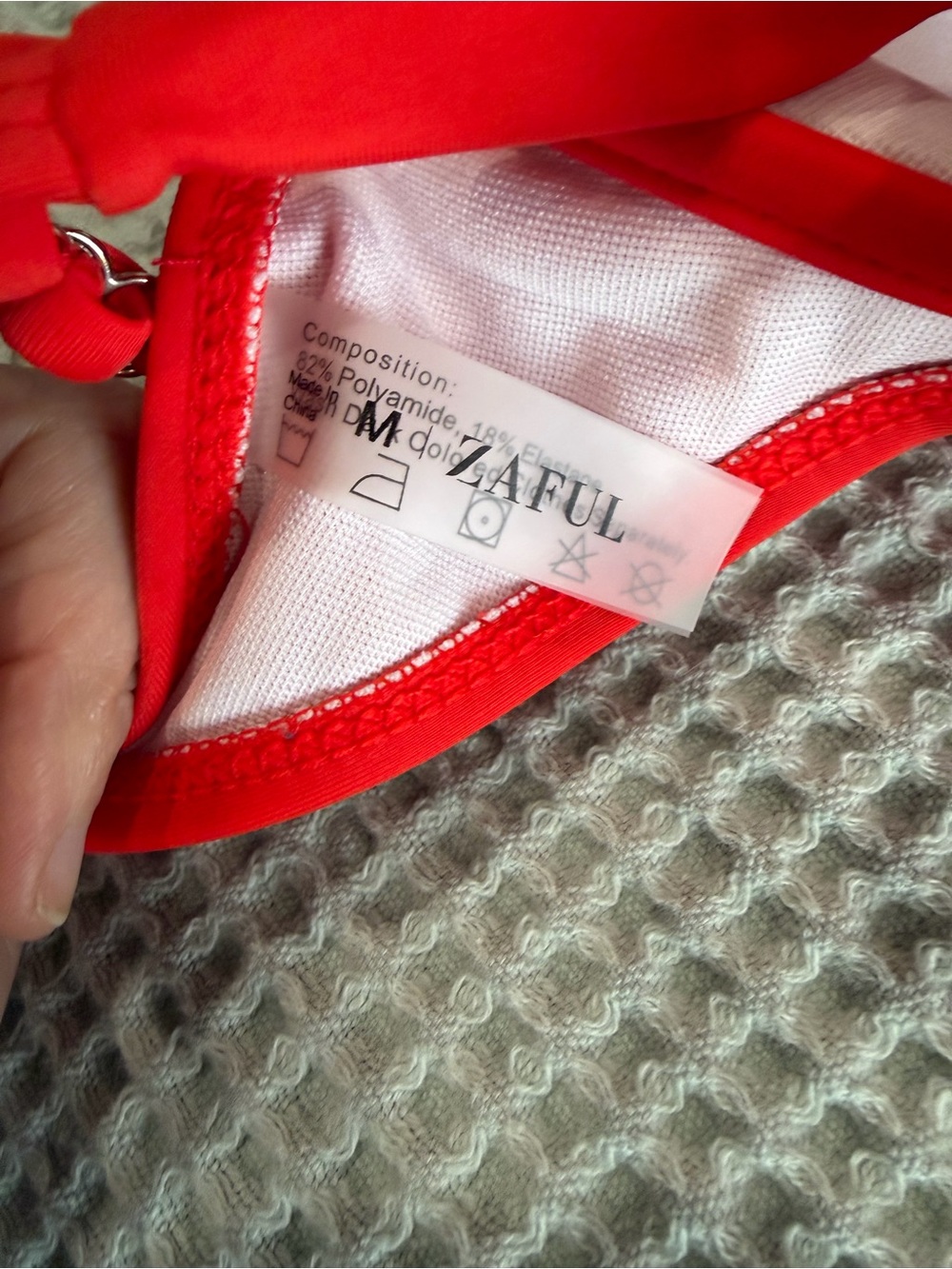 NWOT Zaful Red Bikini Set - Picture 3 of 4